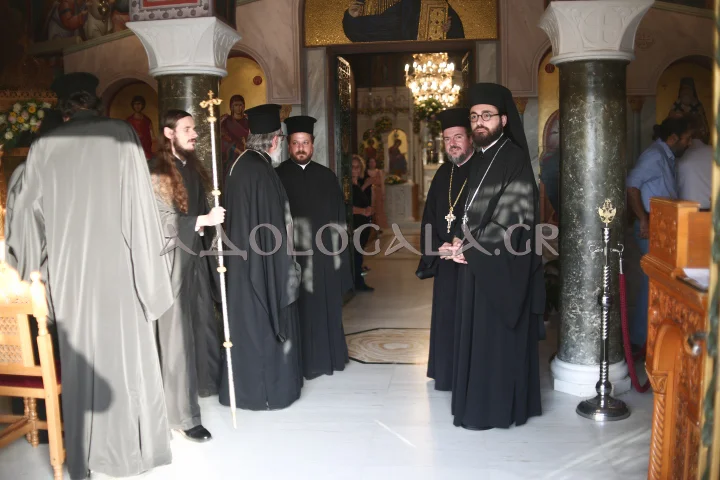 Ιερά Λιτάνευση της Εικόνας του Αγίου Παντελεήμονος στη Γλυφάδα (Φωτορεπορτάζ)