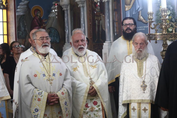 Η Ιερά Λιτάνευση της Εικόνας του Αγίου Αιμιλιανού στον Λόφο Σκουζέ (Φωτορεπορτάζ) 