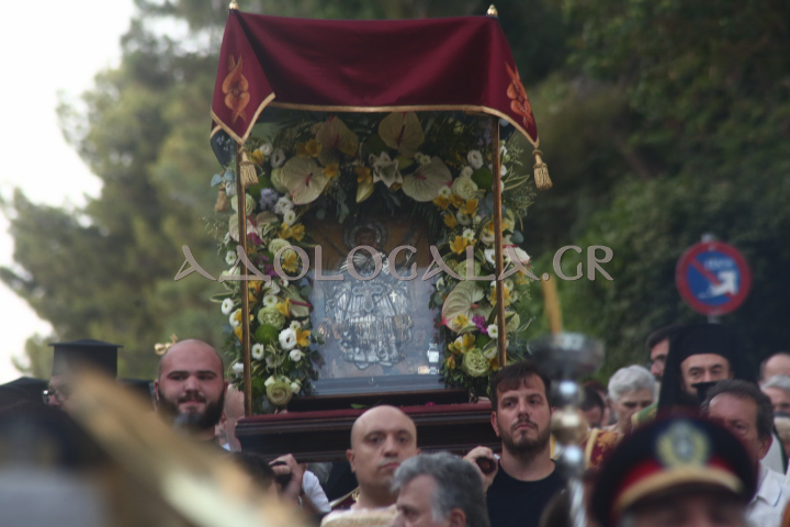 Η Ιερά Λιτάνευση της Εικόνας του Αγίου Αιμιλιανού στον Λόφο Σκουζέ (Φωτορεπορτάζ) 