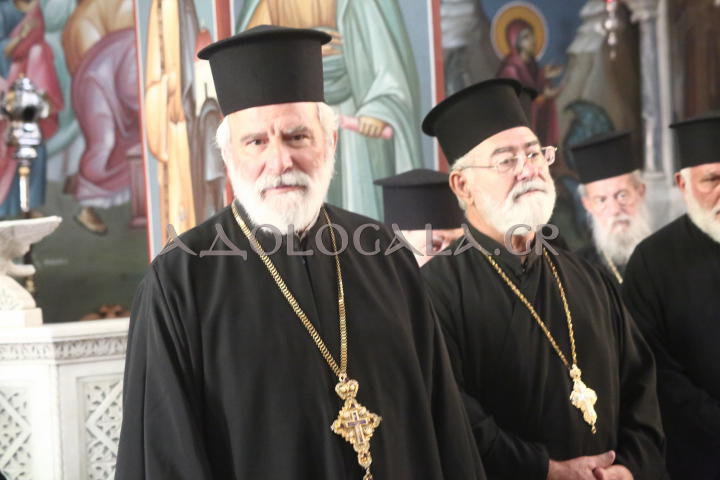 Η Ιερά Λιτάνευση της Εικόνας του Αγίου Αιμιλιανού στον Λόφο Σκουζέ (Φωτορεπορτάζ) 