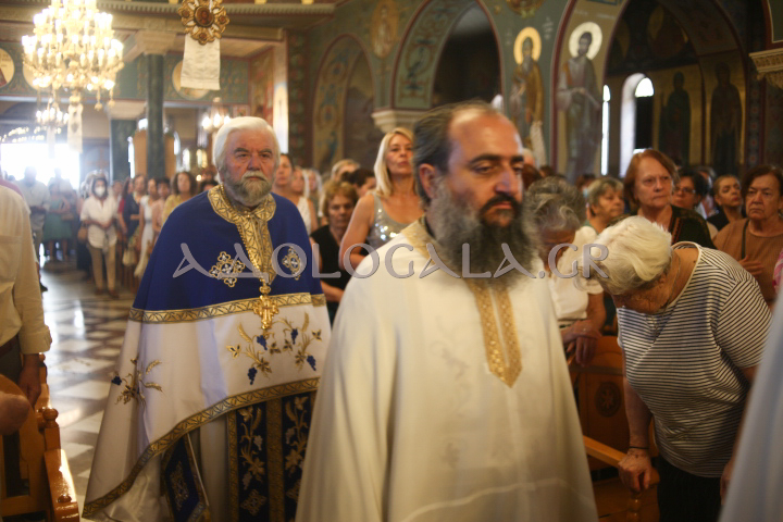 Λαμπρός ο εορτασμός της Αγίας Παρασκευής στη Νέα Σμύρνη (Φωτογραφίες)