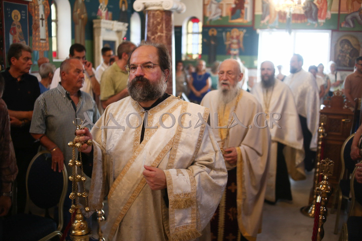 Αρχιερατικός Εσπερινός για την Κοίμηση της Αγίας Άννης στον πανηγυρίζοντα Ι.Ν. Περιβολίων Ταύρου