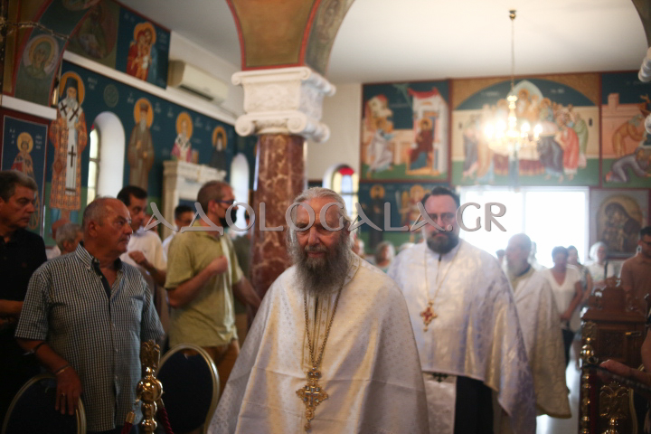 Αρχιερατικός Εσπερινός για την Κοίμηση της Αγίας Άννης στον πανηγυρίζοντα Ι.Ν. Περιβολίων Ταύρου