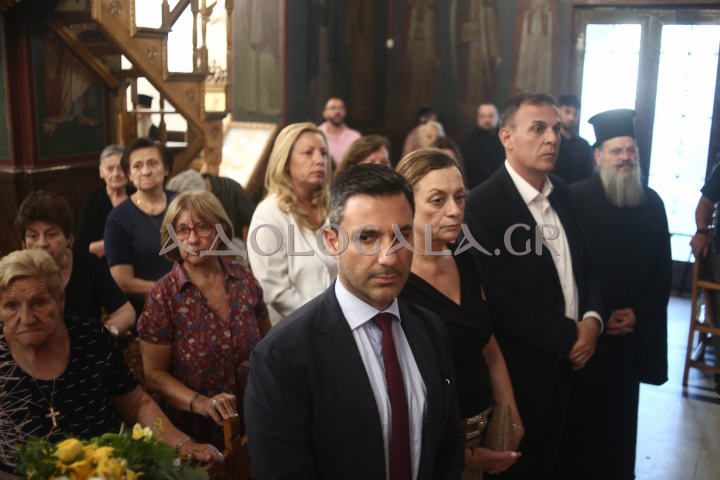 Πολυαρχιερατικός Εσπερινός Ονομαστηρίων Μητροπολίτη Ιλίου Αχαρνών και Πετρουπόλεως Αθηναγόρα στα Άνω Λιόσια 