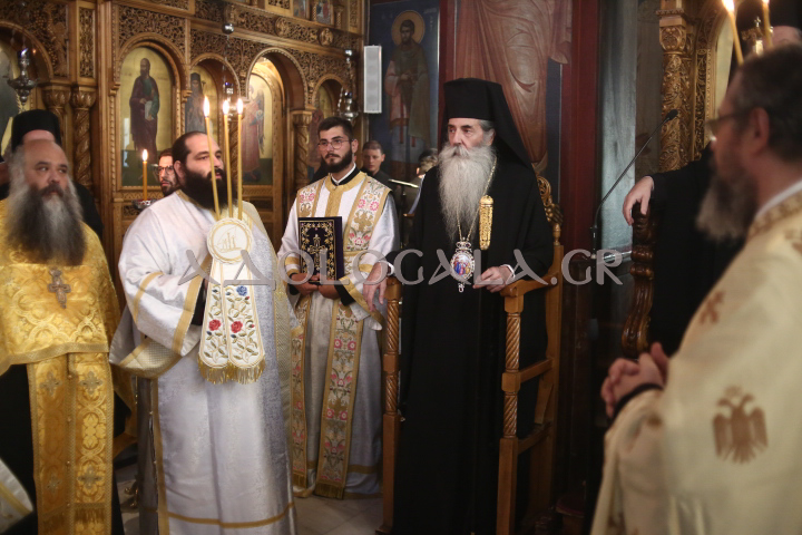 Πολυαρχιερατικός Εσπερινός Ονομαστηρίων Μητροπολίτη Ιλίου Αχαρνών και Πετρουπόλεως Αθηναγόρα στα Άνω Λιόσια 