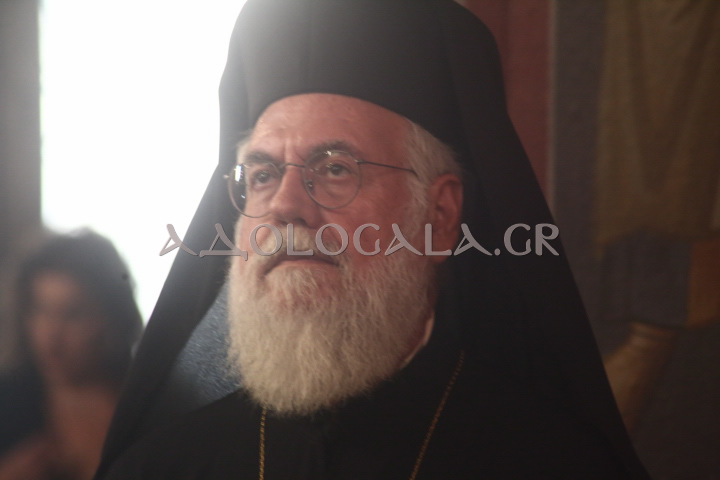 Πολυαρχιερατικός Εσπερινός Ονομαστηρίων Μητροπολίτη Ιλίου Αχαρνών και Πετρουπόλεως Αθηναγόρα στα Άνω Λιόσια 