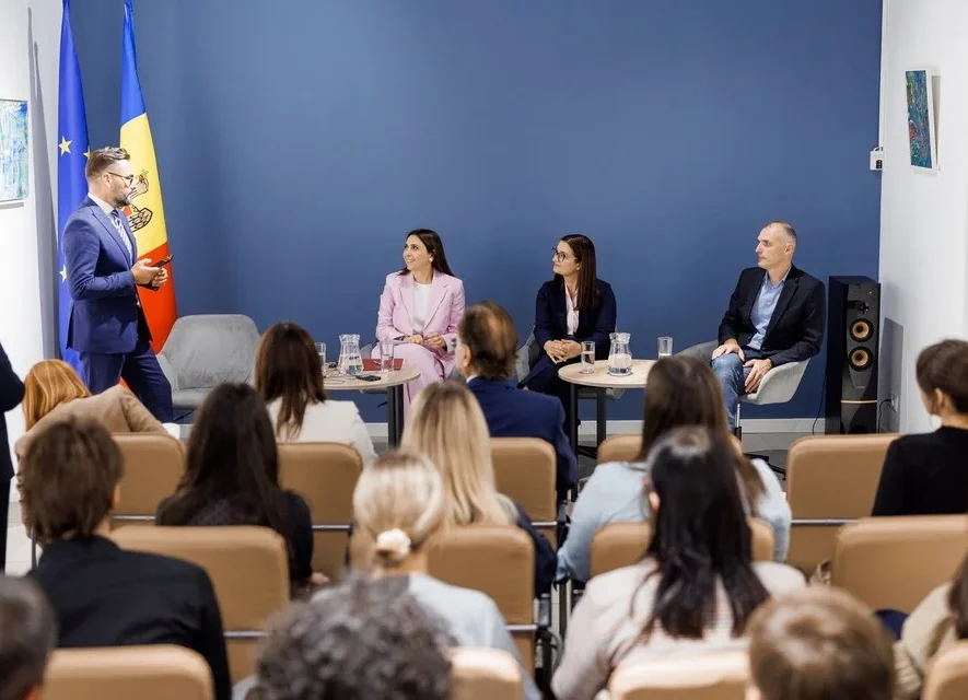 Η Υφυπουργός για Ευρωπαϊκά Θέματα Μαριλένα Ραουνά ολοκλήρωσε την επίσκεψή της στο Κισινάου