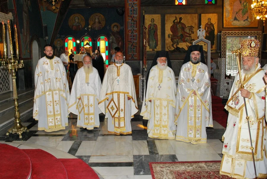 Ι.Μ. Νέας Σμύρνης: Η πόλη του π. Φαλήρου εορτάζει τον πολιούχο της, Άγιο Αλέξανδρο – Τελέστηκε λαμπρός Τρισαρχιερατικός Εσπερινός