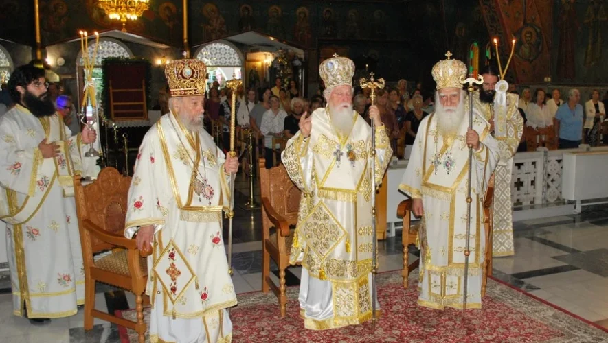 Ι.Μ. Νέας Σμύρνης: Η πόλη του π. Φαλήρου εορτάζει τον πολιούχο της, Άγιο Αλέξανδρο – Τελέστηκε λαμπρός Τρισαρχιερατικός Εσπερινός
