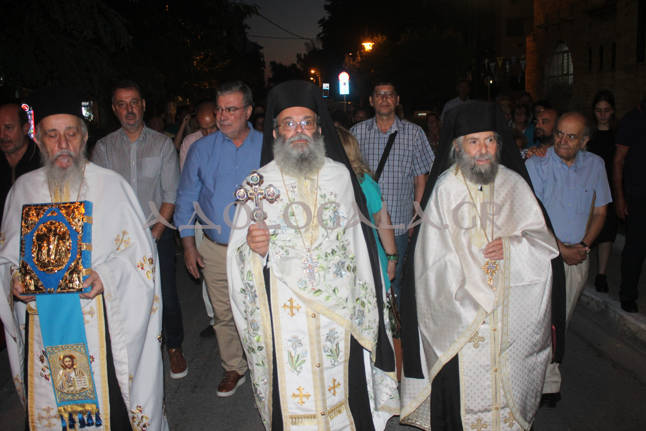 ΦΩΤΟΡΕΠΟΡΤΑΖ: Η Ιερά Λιτάνευση της Παναγίας Ταυριώτισσας στον Άγιο Γεώργιο Ταύρου