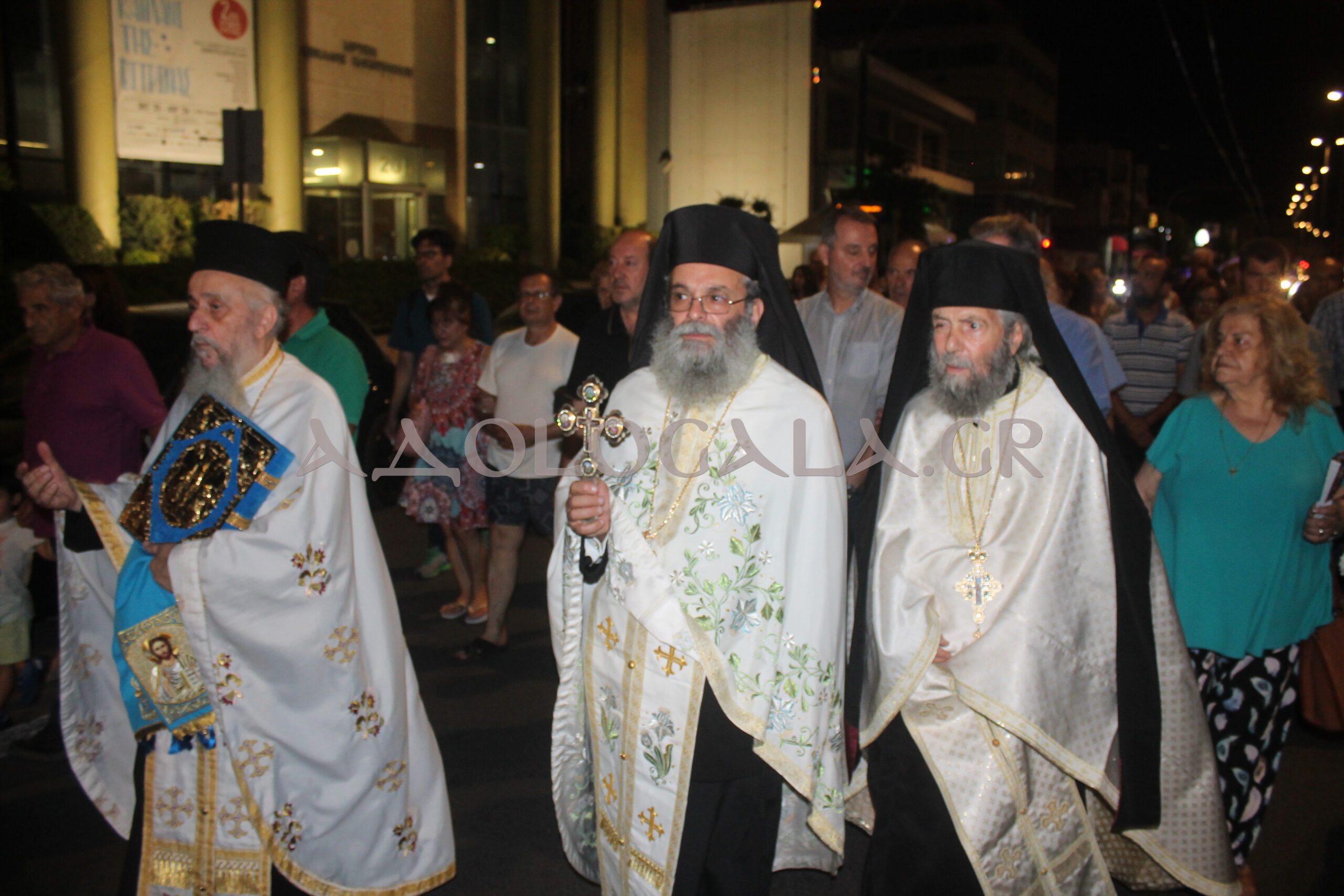 ΦΩΤΟΡΕΠΟΡΤΑΖ: Η Ιερά Λιτάνευση της Παναγίας Ταυριώτισσας στον Άγιο Γεώργιο Ταύρου