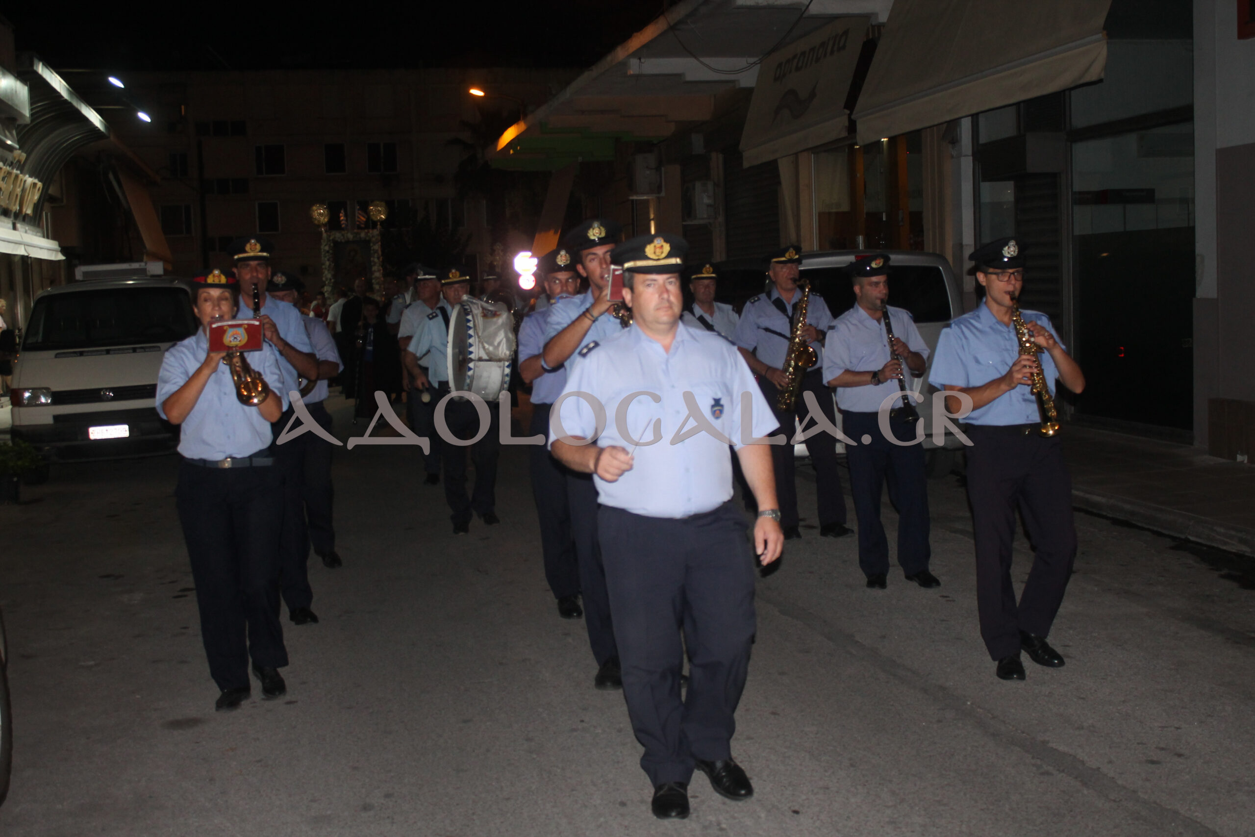 ΦΩΤΟΡΕΠΟΡΤΑΖ: Η Ιερά Λιτάνευση της Παναγίας Ταυριώτισσας στον Άγιο Γεώργιο Ταύρου