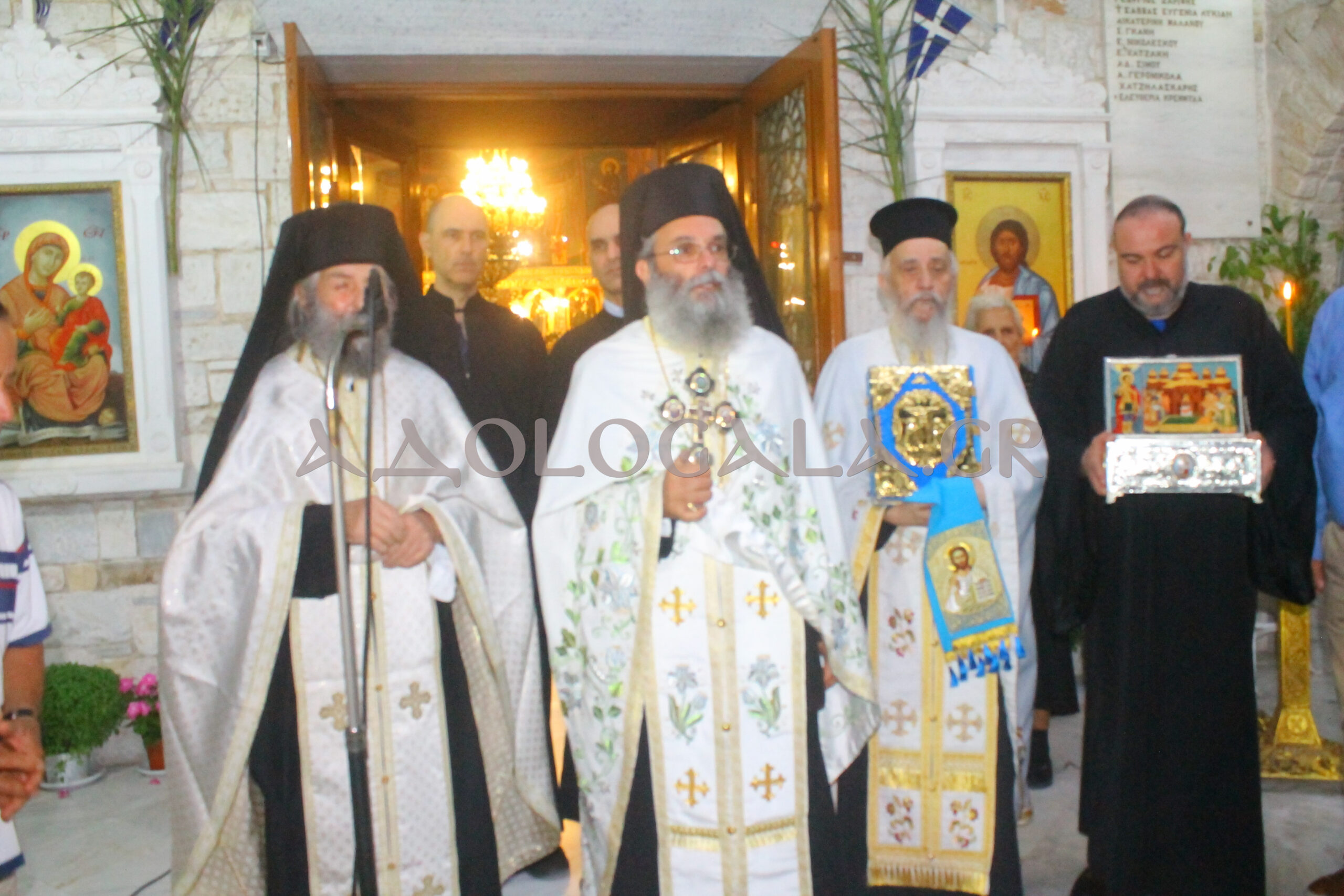 ΦΩΤΟΡΕΠΟΡΤΑΖ: Η Ιερά Λιτάνευση της Παναγίας Ταυριώτισσας στον Άγιο Γεώργιο Ταύρου