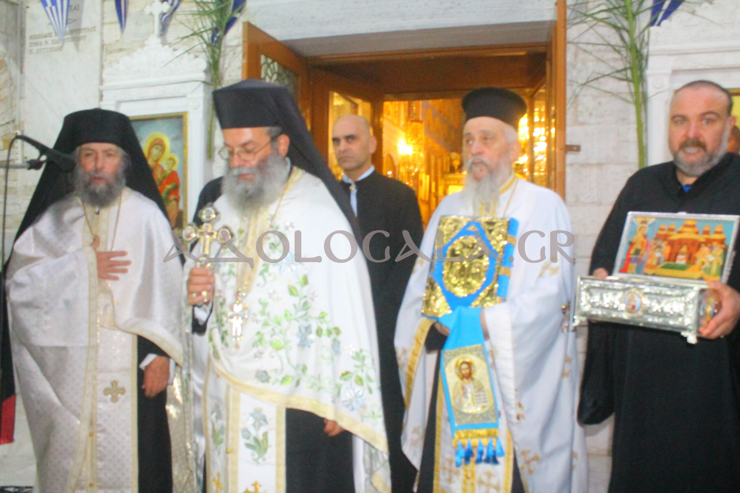 ΦΩΤΟΡΕΠΟΡΤΑΖ: Η Ιερά Λιτάνευση της Παναγίας Ταυριώτισσας στον Άγιο Γεώργιο Ταύρου