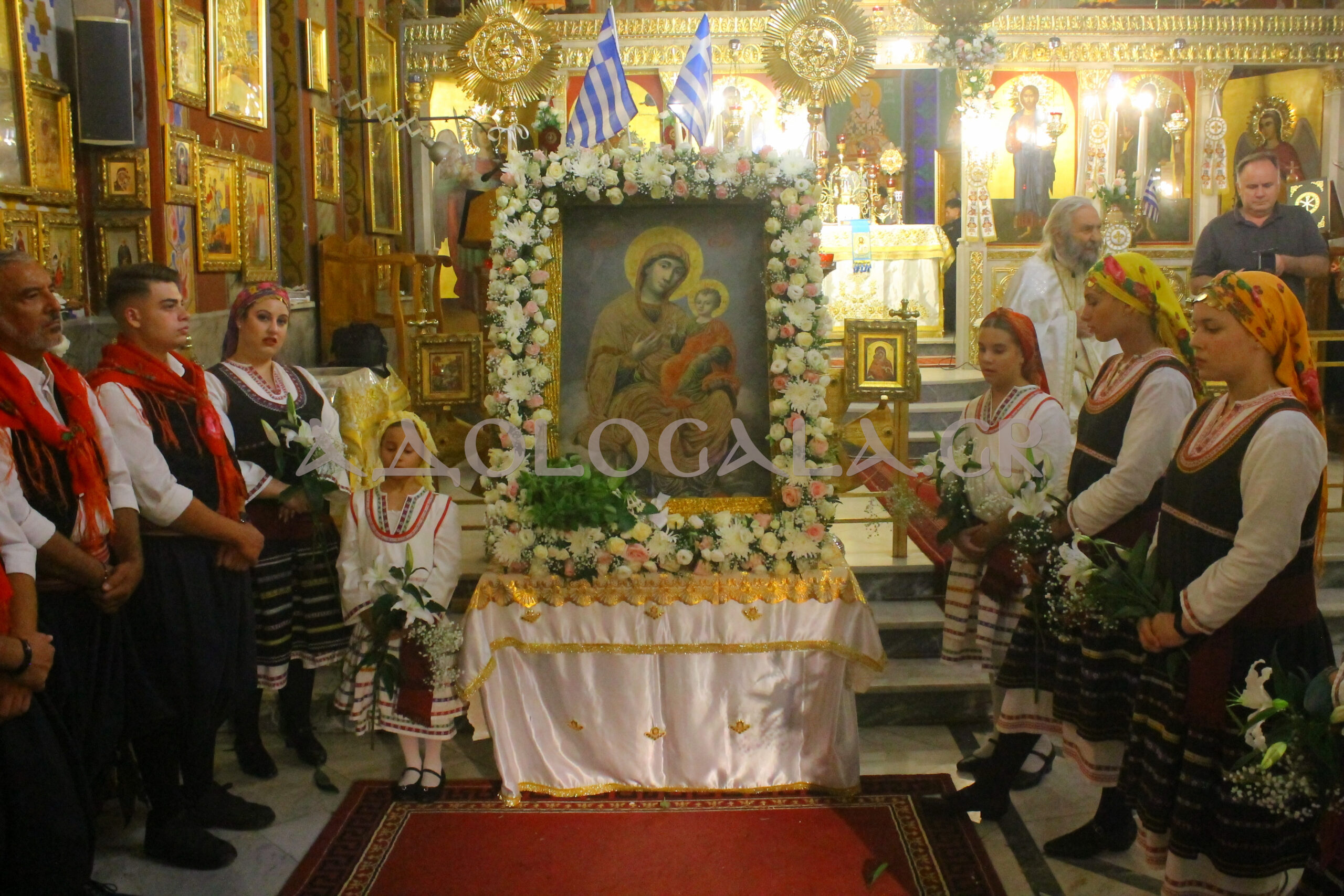 ΦΩΤΟΡΕΠΟΡΤΑΖ: Η Ιερά Λιτάνευση της Παναγίας Ταυριώτισσας στον Άγιο Γεώργιο Ταύρου