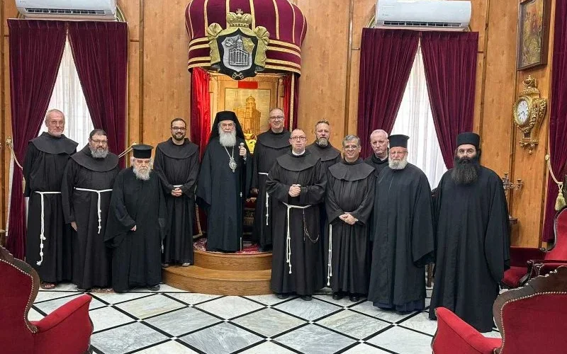Ο Νέος Φραγκισκανός Κουστωδός στους Αγίους Τόπους στον Πατριάρχη Ιεροσολύμων