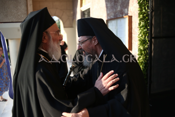 ΦΩΤΟΡΕΠΟΡΤΑΖ: Λαμπρός Αρχιερατικός Εσπερινός για την εορτή της Κοιμήσεως της Θεοτόκου στην Ηλιούπολη 