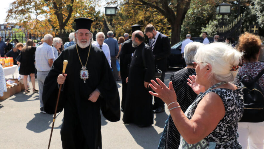 Ο Αρχιεπίσκοπος Θυατείρων στο Wood Green του του Λονδίνου