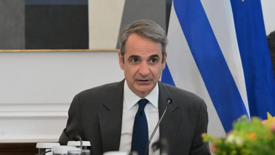 Πρωθυπουργός: Θα επιβεβαιώσουμε 12 παρεμβάσεις για την μείωση της γραφειοκρατίας