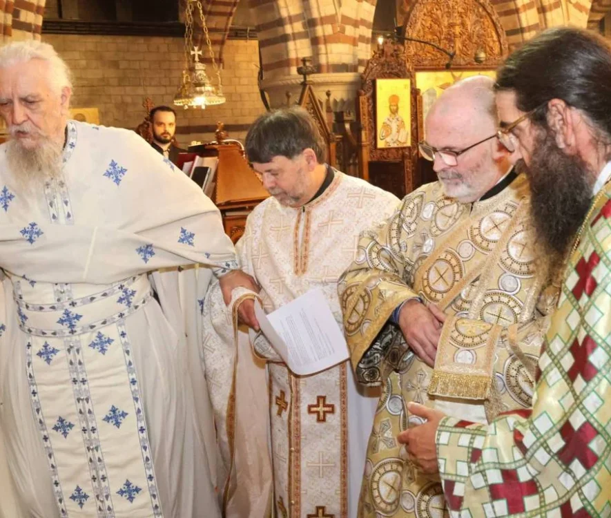 Χειροτονία Πρεσβυτέρου στον Ι.Ν. Αποστόλου Ανδρέα και Κοιμήσεως της Θεοτόκου στο Μπέρμιγχαμ