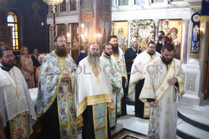 ΦΩΤΟΡΕΠΟΡΤΑΖ: Λαμπρή η Ιερά Λιτάνευση της Εικόνας της Μεταμορφώσεως στη Καλλιθέα 