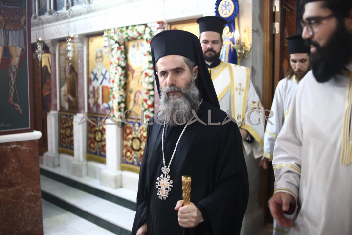 ΦΩΤΟΡΕΠΟΡΤΑΖ: Λαμπρή η Ιερά Λιτάνευση της Εικόνας της Μεταμορφώσεως στη Καλλιθέα 