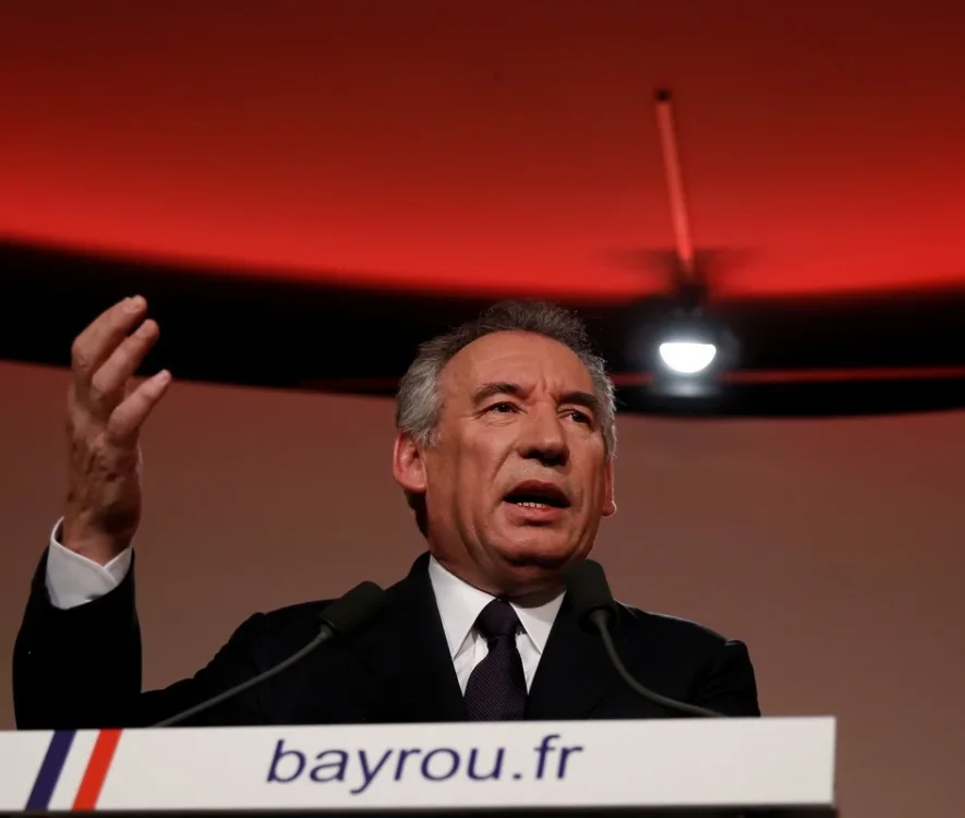 Έπεσε η Γαλλική Κυβέρνηση του Φρανσουά Μπαϊρού