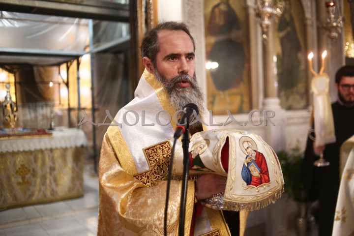Παρουσία πλήθους πιστών η πρώτη Αρχιερατική Θ. Λειτουργία του Πρωτοσύγκελου της Αρχιεπισκοπής Αθηνών, Επισκόπου Χριστουπόλεως κ. Βαρνάβα 