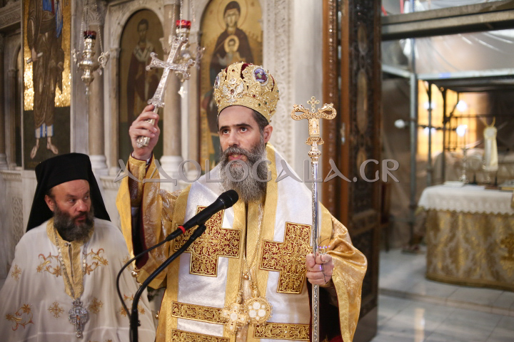 Παρουσία πλήθους πιστών η πρώτη Αρχιερατική Θ. Λειτουργία του Πρωτοσύγκελου της Αρχιεπισκοπής Αθηνών, Επισκόπου Χριστουπόλεως κ. Βαρνάβα 