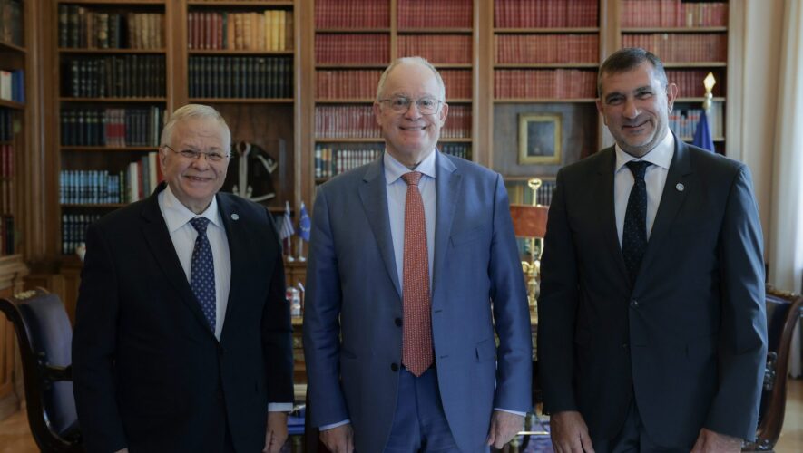 Συνάντηση με τον Πρόεδρο του «Χαμόγελου του Παιδιού» είχε ο Πρόεδρος της Δημοκρατίας Κων. Τασούλας