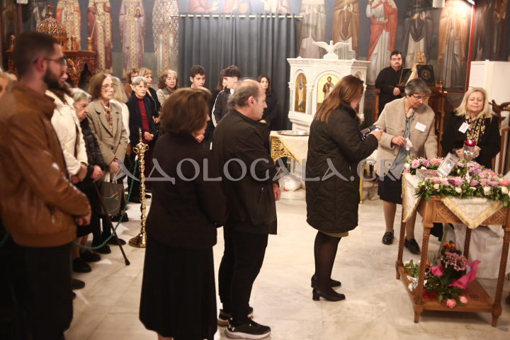 Αγία Άννη Ταύρου: Με λαμπρότητα η Ιερά Λιτάνευση της Τίμιας Χειρός της Αγίας Θεοπρομήτορος Άννης από το Άγιον Όρος, για τα 100 χρόνια από την ίδρυση της ενορίας