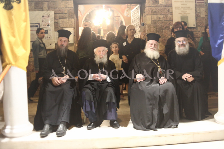 Στην Αθήνα για τα 100 χρόνια από την ίδρυση της ενορίας της Αγίας Άννης Περιβολίων Ταύρου η Τίμια Χείρα της Αγίας Θεοπρομήτορος Άννης (Εικόνες)