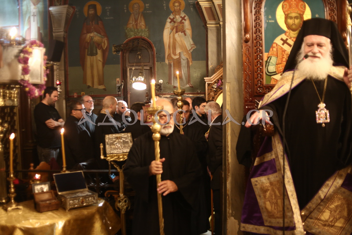 Λαμπρός εσπερινός του Αγίου Αποστόλου Ανδρέα του Πρωτοκλήτου στο Γηροκομείο Αθηνών (Εικόνες)