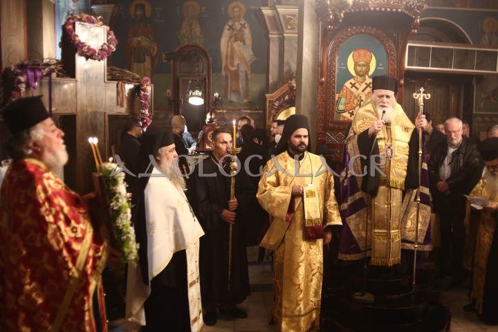 Λαμπρός εσπερινός του Αγίου Αποστόλου Ανδρέα του Πρωτοκλήτου στο Γηροκομείο Αθηνών (Εικόνες)