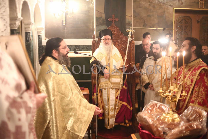 Αρχιερατικός Εσπερινός για τον Προστάτη του Αντικαρκινικού Νοσοκομείου Αθηνών, Άγιο Σάββα τον Ηγιασμένο (Εικόνες)