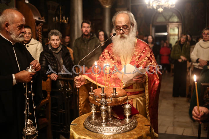 Αγρυπνία της εορτής των Χριστουγέννων στον Άγιο Ανδρέα Γηροκομείου Αθηνών (Εικόνες)