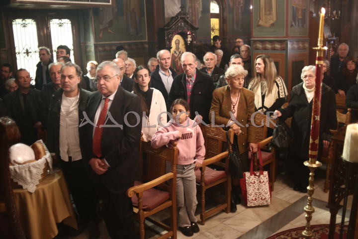 Ο Ιερός Ναός του Αγίου Αποστόλου και Πρωτοκλήτου Ανδρέα Γηροκομείου Αθηνών τίμησε τον Προστάτη του (Εικόνες) 