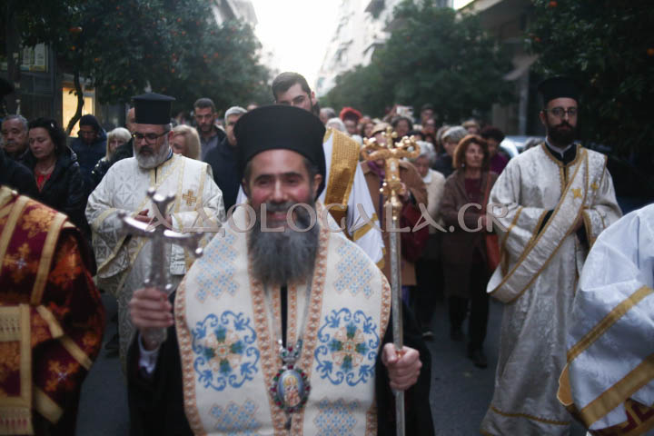 Χριστουπόλεως Βαρνάβας: Έχουμε ανάγκη από ανθρώπους που αγαπούν τον Θεό, σε μία εποχή που αυτά τα βάζει σε δεύτερη μοίρα - Τελέστηκε η Ιερά Λιτάνευση της Εικόνας του Αγίου Ελευθερίου στο Γκύζη (Εικόνες)