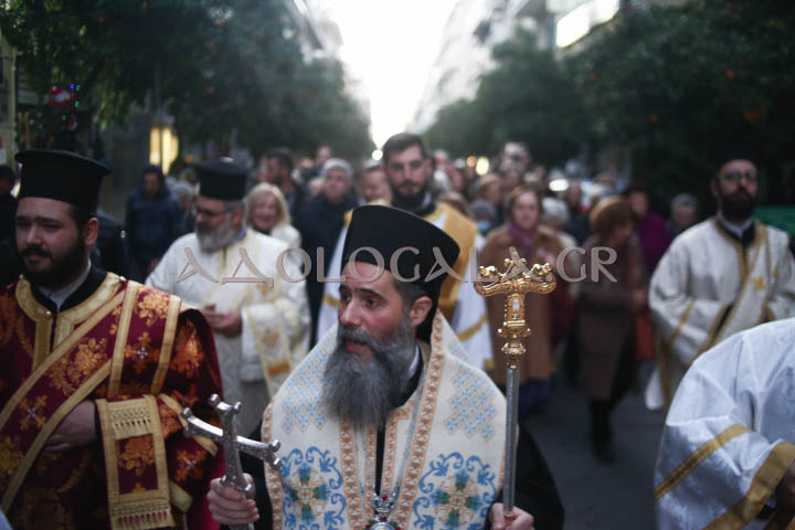 Χριστουπόλεως Βαρνάβας: Έχουμε ανάγκη από ανθρώπους που αγαπούν τον Θεό, σε μία εποχή που αυτά τα βάζει σε δεύτερη μοίρα - Τελέστηκε η Ιερά Λιτάνευση της Εικόνας του Αγίου Ελευθερίου στο Γκύζη (Εικόνες)