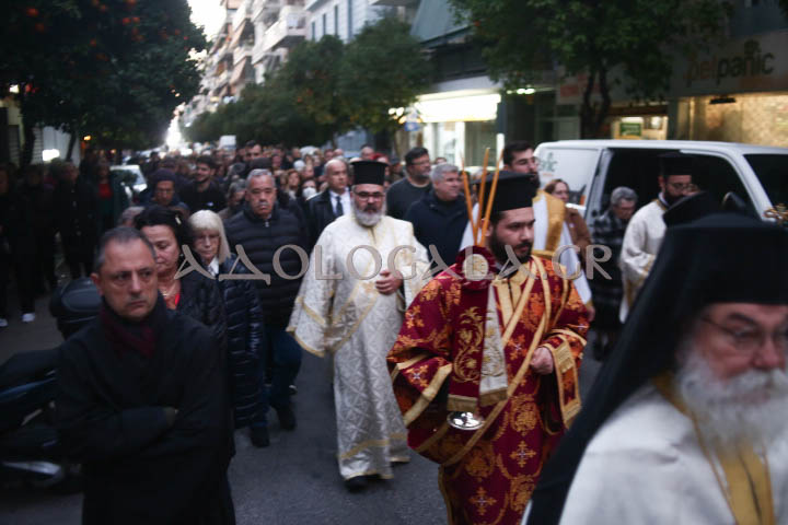 Χριστουπόλεως Βαρνάβας: Έχουμε ανάγκη από ανθρώπους που αγαπούν τον Θεό, σε μία εποχή που αυτά τα βάζει σε δεύτερη μοίρα - Τελέστηκε η Ιερά Λιτάνευση της Εικόνας του Αγίου Ελευθερίου στο Γκύζη (Εικόνες)