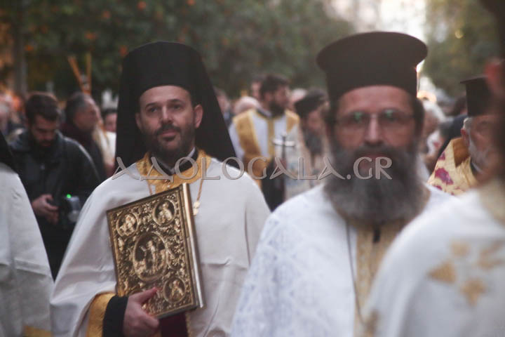 Χριστουπόλεως Βαρνάβας: Έχουμε ανάγκη από ανθρώπους που αγαπούν τον Θεό, σε μία εποχή που αυτά τα βάζει σε δεύτερη μοίρα - Τελέστηκε η Ιερά Λιτάνευση της Εικόνας του Αγίου Ελευθερίου στο Γκύζη (Εικόνες)