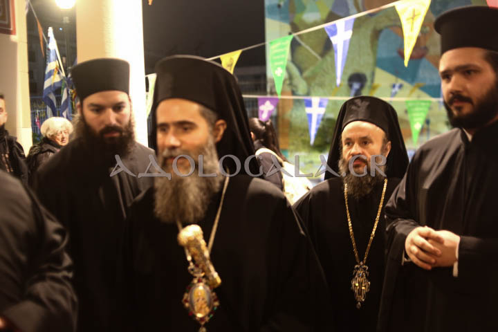Λαμπρός Εσπερινός για την Ιερά Μνήμη του Αγίου Ελευθερίου στο Γκύζη (Εικόνες)