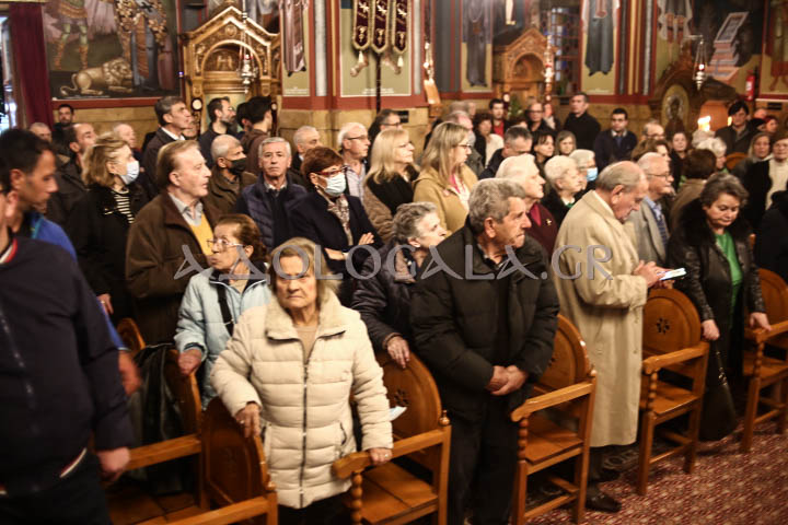 Λαμπρός Εσπερινός για την Ιερά Μνήμη του Αγίου Ελευθερίου στο Γκύζη (Εικόνες)