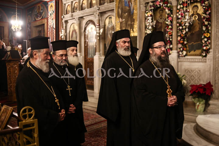 Λαμπρός Εσπερινός για την Ιερά Μνήμη του Αγίου Ελευθερίου στο Γκύζη (Εικόνες)