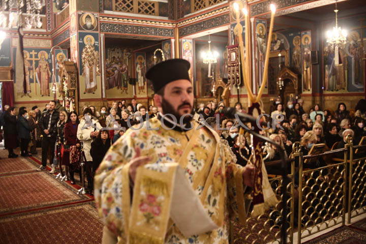 Λαμπρός Εσπερινός για την Ιερά Μνήμη του Αγίου Ελευθερίου στο Γκύζη (Εικόνες)