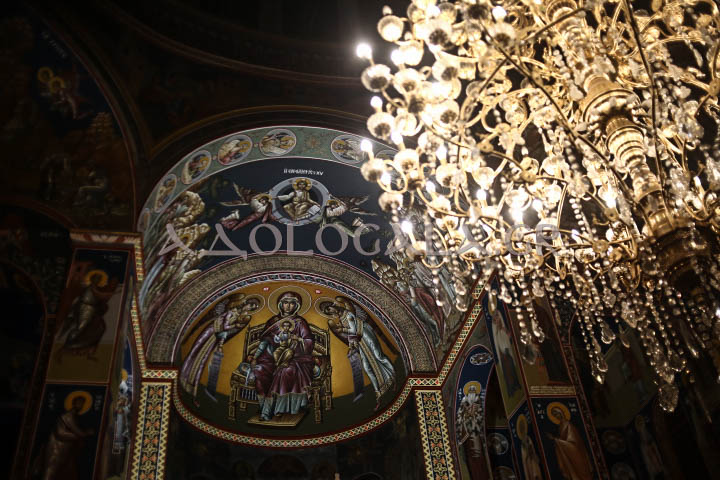 Λαμπρός Εσπερινός για την Ιερά Μνήμη του Αγίου Ελευθερίου στο Γκύζη (Εικόνες)