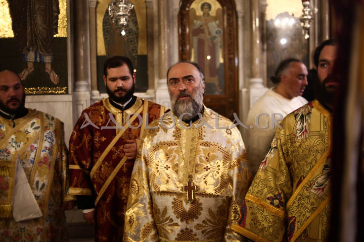 Λαμπρός Εσπερινός για την Ιερά Μνήμη του Αγίου Ελευθερίου στο Γκύζη (Εικόνες)