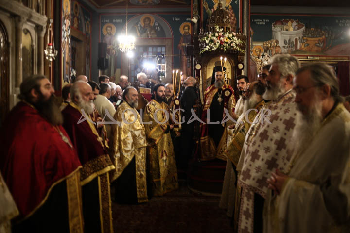 Λαμπρός Εσπερινός για την Ιερά Μνήμη του Αγίου Ελευθερίου στο Γκύζη (Εικόνες)