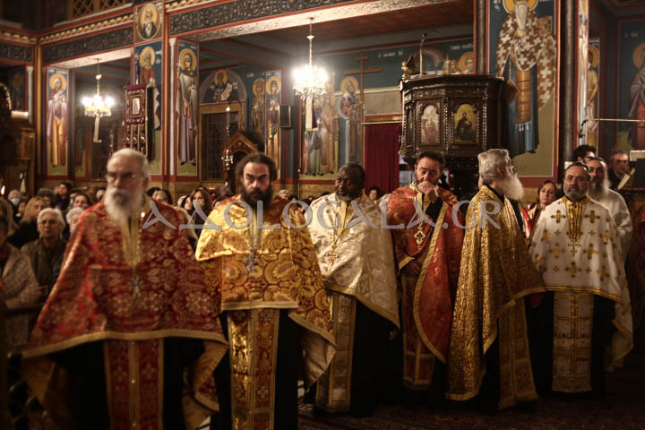 Λαμπρός Εσπερινός για την Ιερά Μνήμη του Αγίου Ελευθερίου στο Γκύζη (Εικόνες)