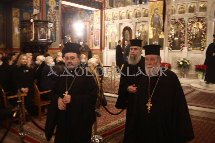 Λαμπρός Εσπερινός για την Ιερά Μνήμη του Αγίου Ελευθερίου στο Γκύζη (Εικόνες)